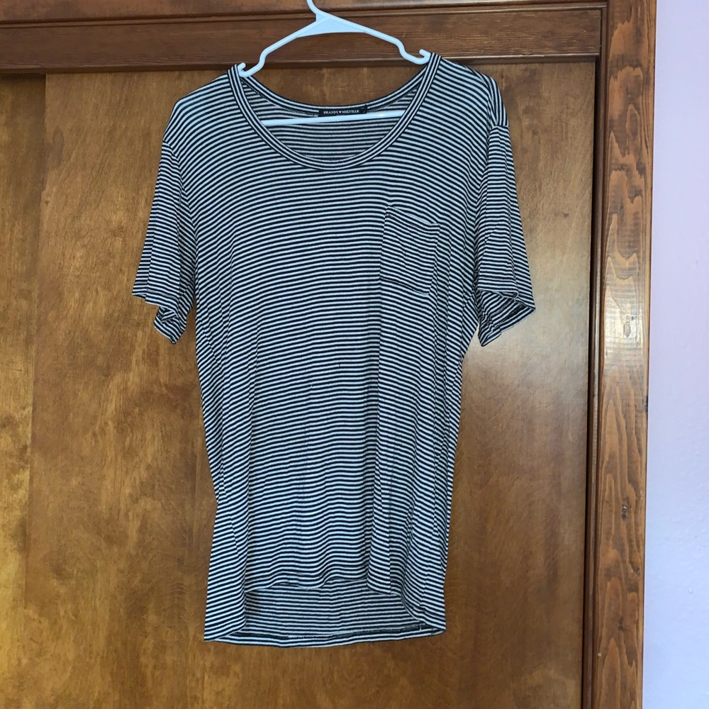 Short sleeve Brandy Melville T-shirt.